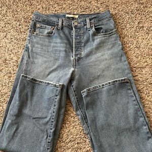 Levi's Ribcage Straight Ankle Jeans